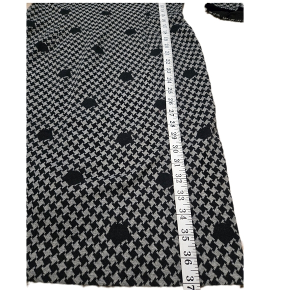 Talbot Chic Black and Gray Houndstooth Sheath Dress Size 6 - Picture 6 of 7